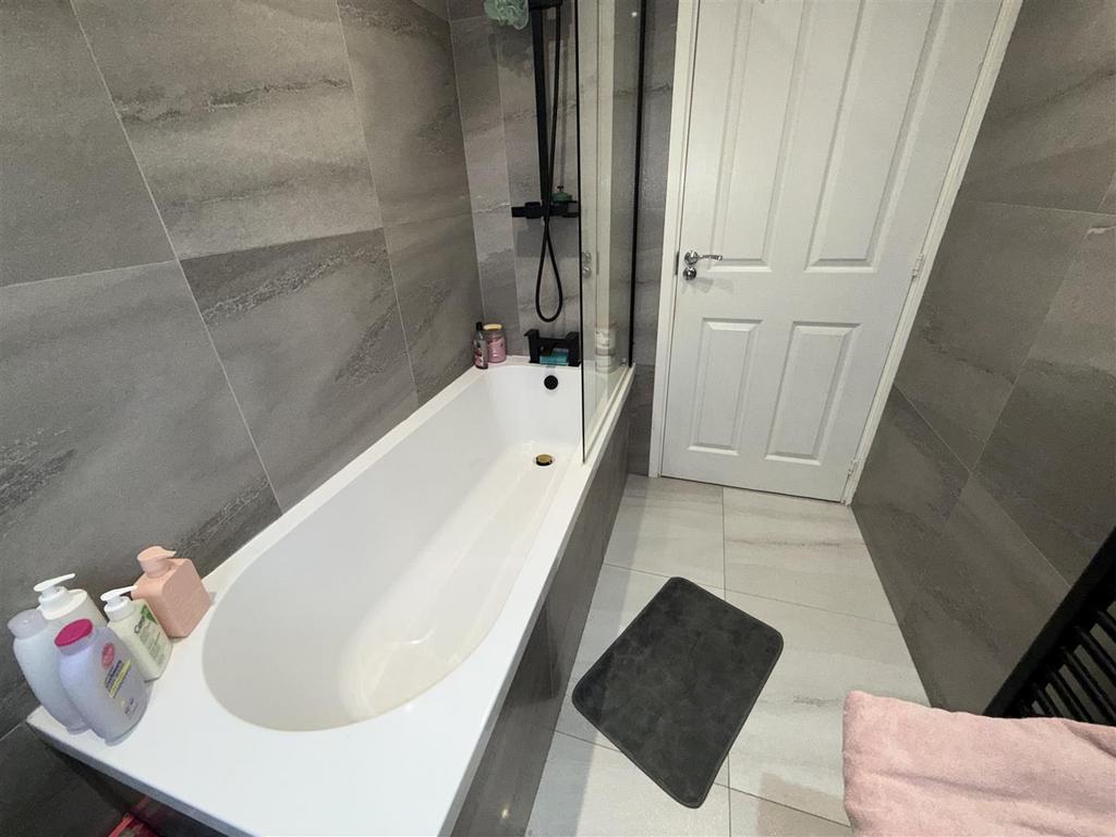 BATHROOM &amp; WC