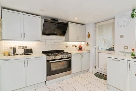 3 bedroom end of terrace house for sale, Avenue Road, Torquay