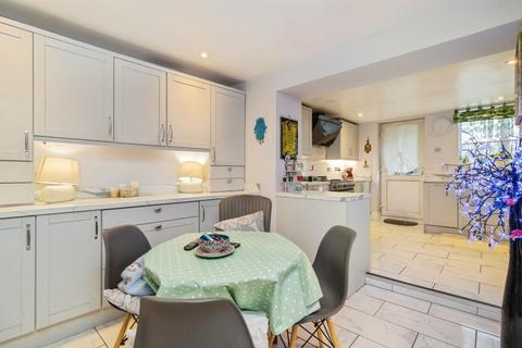 3 bedroom end of terrace house for sale, Avenue Road, Torquay