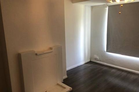 2 bedroom maisonette to rent, Edgware, HA8