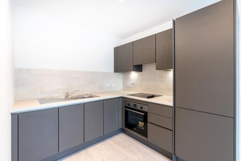 1 bedroom flat to rent, Cranton Avenue, Hayes UB3