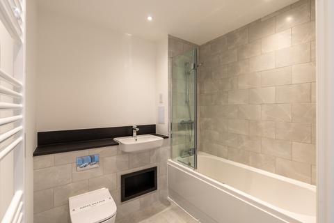 1 bedroom flat to rent, Cranton Avenue, Hayes UB3