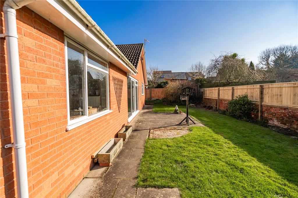 Rear Garden (2)