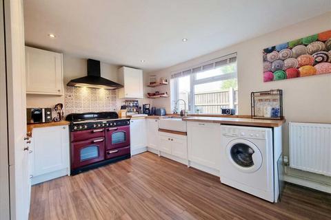 undefined, Helpringham NG34