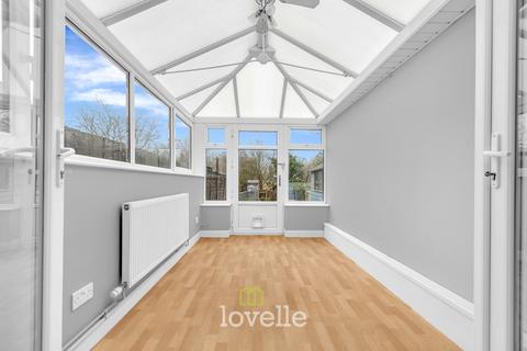 3 bedroom terraced house for sale, Chelmsford Avenue, Grimsby DN34