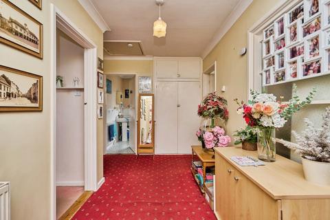 2 bedroom detached house for sale, The Broadway, TOTLAND BAY, Isle of Wight, PO39