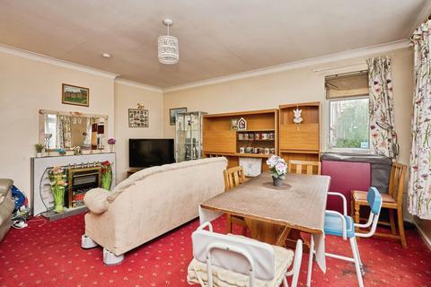 2 bedroom detached house for sale, The Broadway, TOTLAND BAY, Isle of Wight, PO39