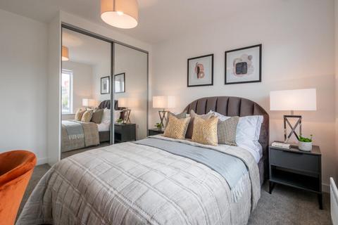 undefined, Fairlands Avenue, Sutton, SM1