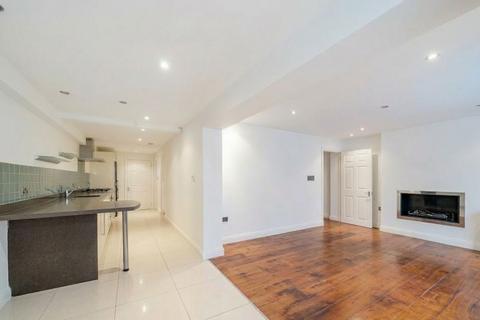 2 bedroom flat to rent, Gloucester Mews, London, W2