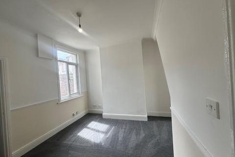 2 bedroom terraced house to rent, Union Street, Middlesbrough