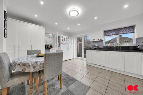 undefined, Clitheroe Road, Romford RM5