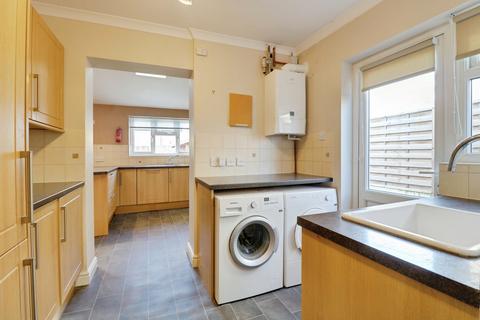 undefined, Wyburns Avenue, Rayleigh, SS6