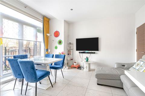 2 bedroom apartment for sale, Marlborough Drive, Bushey, Hertfordshire, WD23