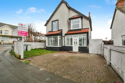 4 bedroom detached house for sale, Sea View Road, SKEGNESS