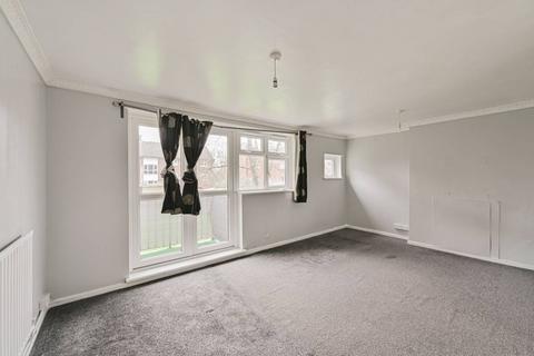 2 bedroom flat to rent, Kings Avenue, Clapham Park, London, SW4