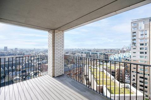 2 bedroom flat to rent, Sayer Street, Elephant and Castle, London, SE17