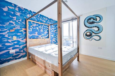 2 bedroom flat to rent, Sayer Street, Elephant and Castle, London, SE17