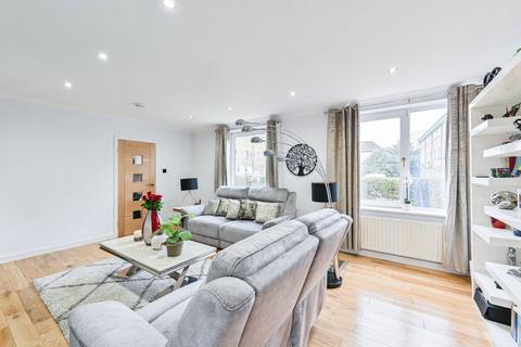 undefined, Rathmell Drive, Clapham Park, London, SW4
