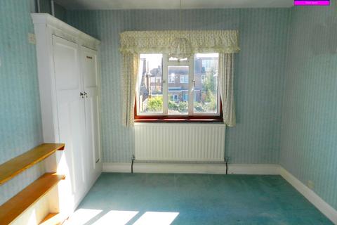 3 bedroom semi-detached house for sale, Riversfield Road, Enfield EN1