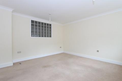 2 bedroom apartment for sale, Swan Close, BLAKEDOWN, DY10