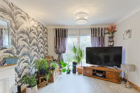 4 bedroom semi-detached house for sale, Holmwood Avenue, City Of Plymouth PL9