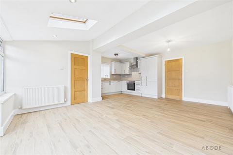 undefined, Westlands Road, Uttoxeter ST14