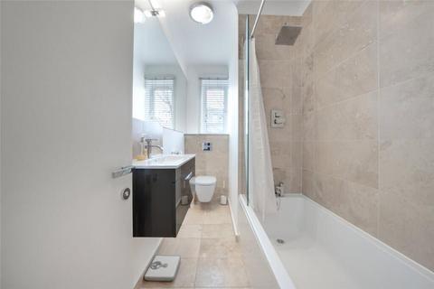 1 bedroom apartment to rent, Grove Hall Court