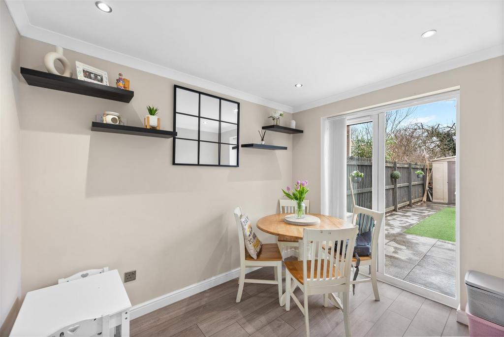 Kitchen/Dining Room