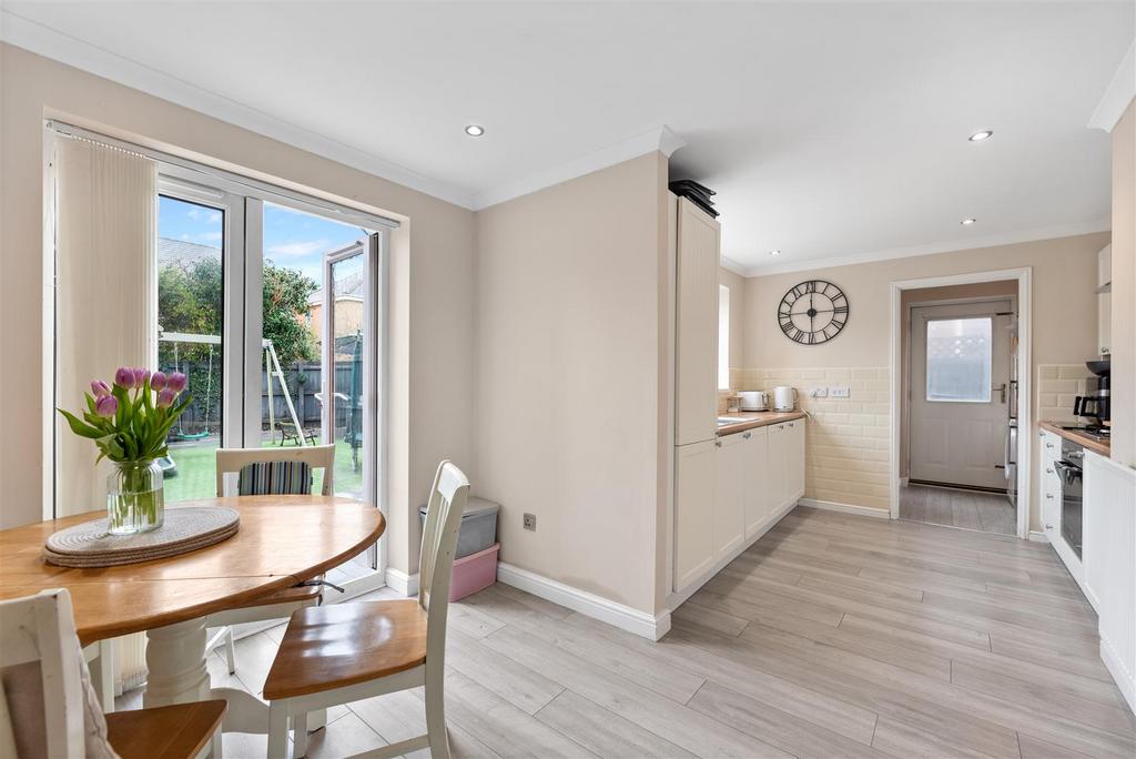 Kitchen/Dining Room