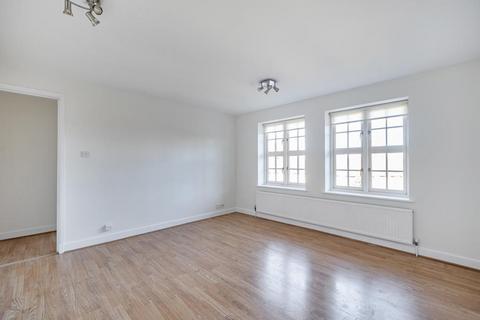 2 bedroom apartment to rent, Heathview Court,  Hampstead,  NW11
