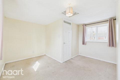 Longfield, Witham