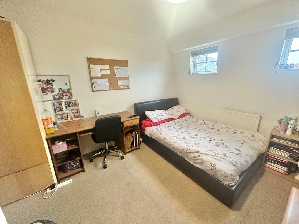 Bedroom 4 st matts