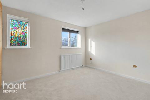 undefined, Hindburn Close, BEDFORD