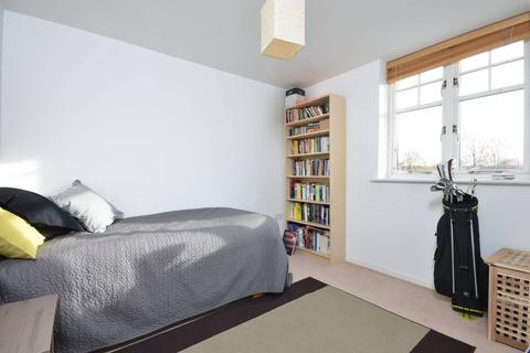 Kingston Vale, Kingston Vale, London, SW15
