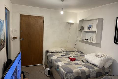 1 bedroom flat for sale, Spencer Mews, London, W6