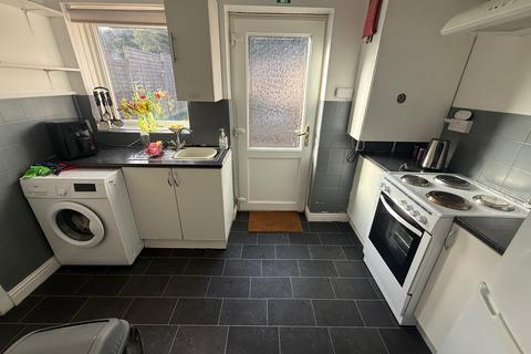undefined, 16 Kilburn road