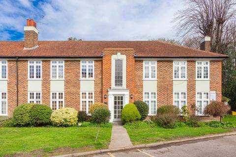 undefined, Rythe Court, Portsmouth Road, Thames Ditton, Surrey