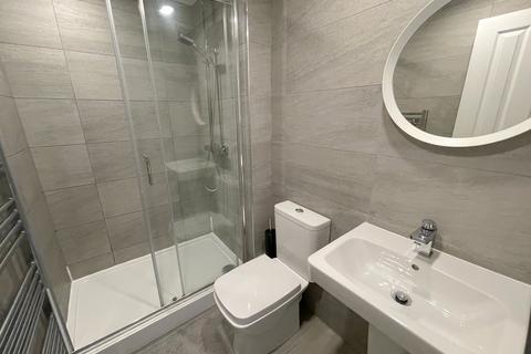 undefined, Halsbury Road , L6 6DG,