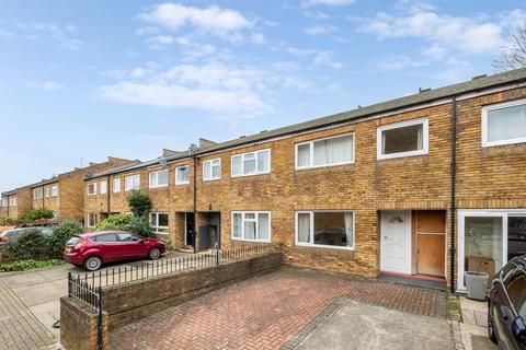 3 bedroom house for sale, Garrick Close, London