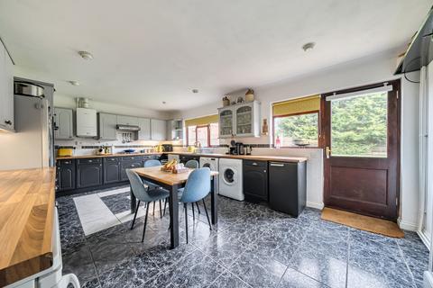 4 bedroom detached house for sale, Westfield Avenue, Woking GU22