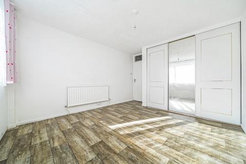 3 bedroom terraced house to rent, Grinstead Avenue, Lancing, West Sussex, BN15