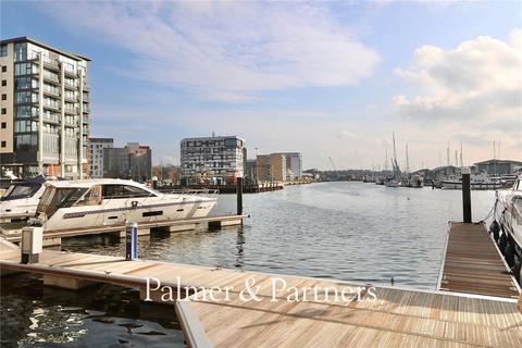 undefined, Neptune Square, Ipswich, Suffolk, IP4