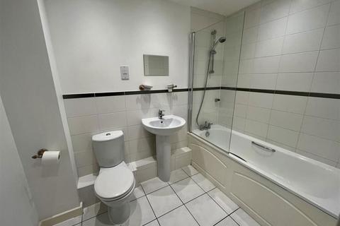 3 bedroom apartment for sale, St. Francis Close, Crowthorne, ., .,  RG45 6DF