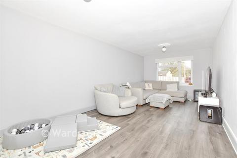 3 bedroom end of terrace house for sale, Mincers Close, Chatham ME5