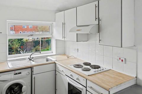 2 bedroom maisonette for sale, Pinhill Road, Banbury