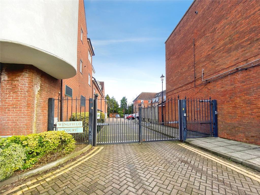Wingfield Court