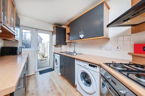 undefined, Waterlow Close, Newport Pagnell