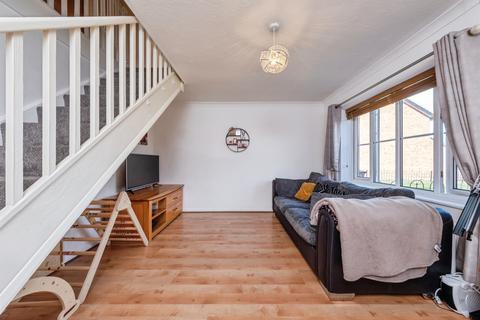 undefined, Waterlow Close, Newport Pagnell