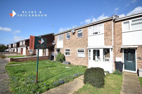 Gilders Way, Clacton-on-Sea, Essex, CO16 8UB