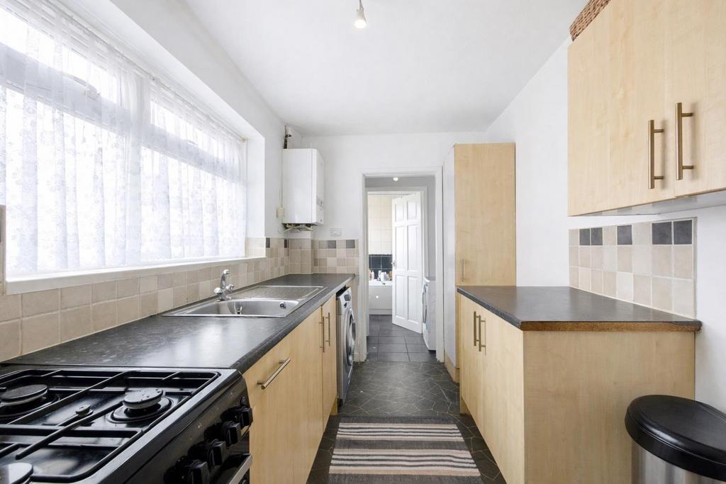 Kitchen 4.png
